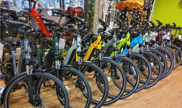 Velo de Ville E-Bikes 2023